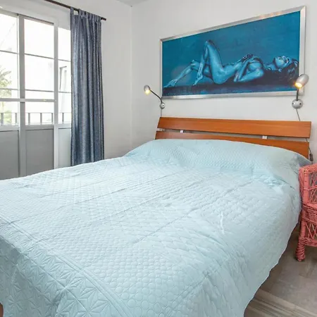 Apartment In Mijas Costa With Kitchen